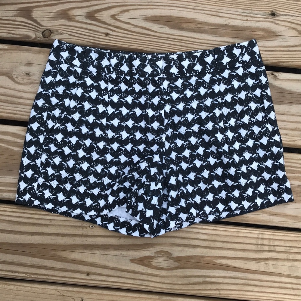 Theory black and white patterned cotton shorts